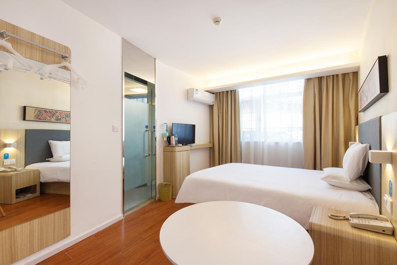 Hanting Hotel Shanghai Chunsha Jinhui Plaza Zewnętrze zdjęcie